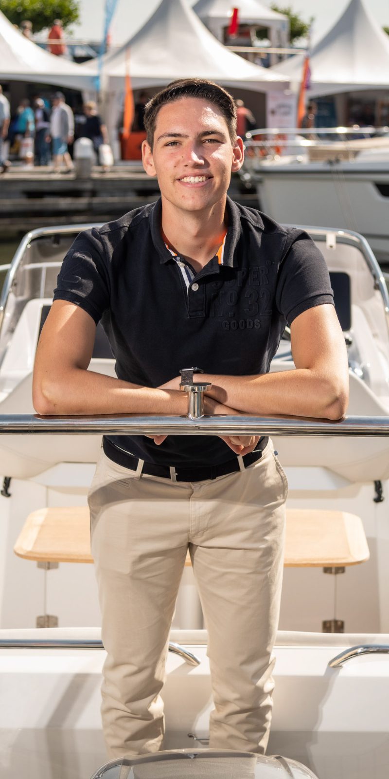 mannelijke nautisch mbo opleiding studenten met docent